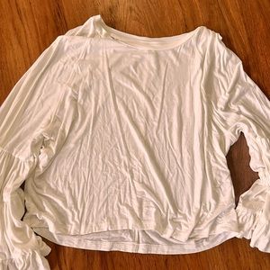 Ballon flare sleeve long crop top long sleeve.